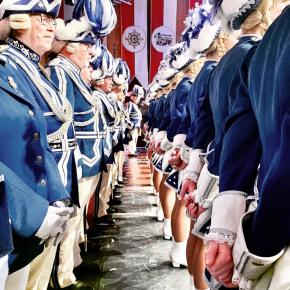 Nach dem überaus gelungenen Start in die neue Session  freut sich die Prinzengarde Blau-Weiss auf viele weitere Höhepunkte